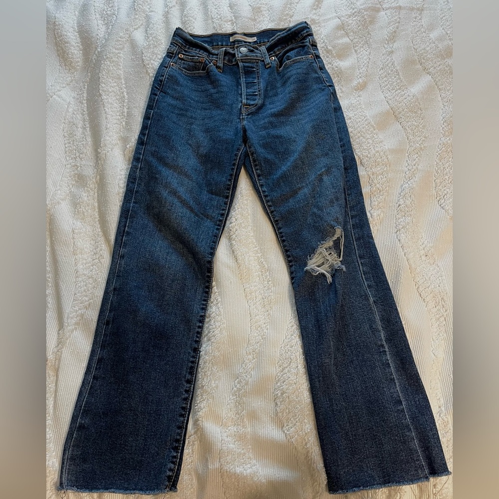 LEVIS dark wash straight jeans